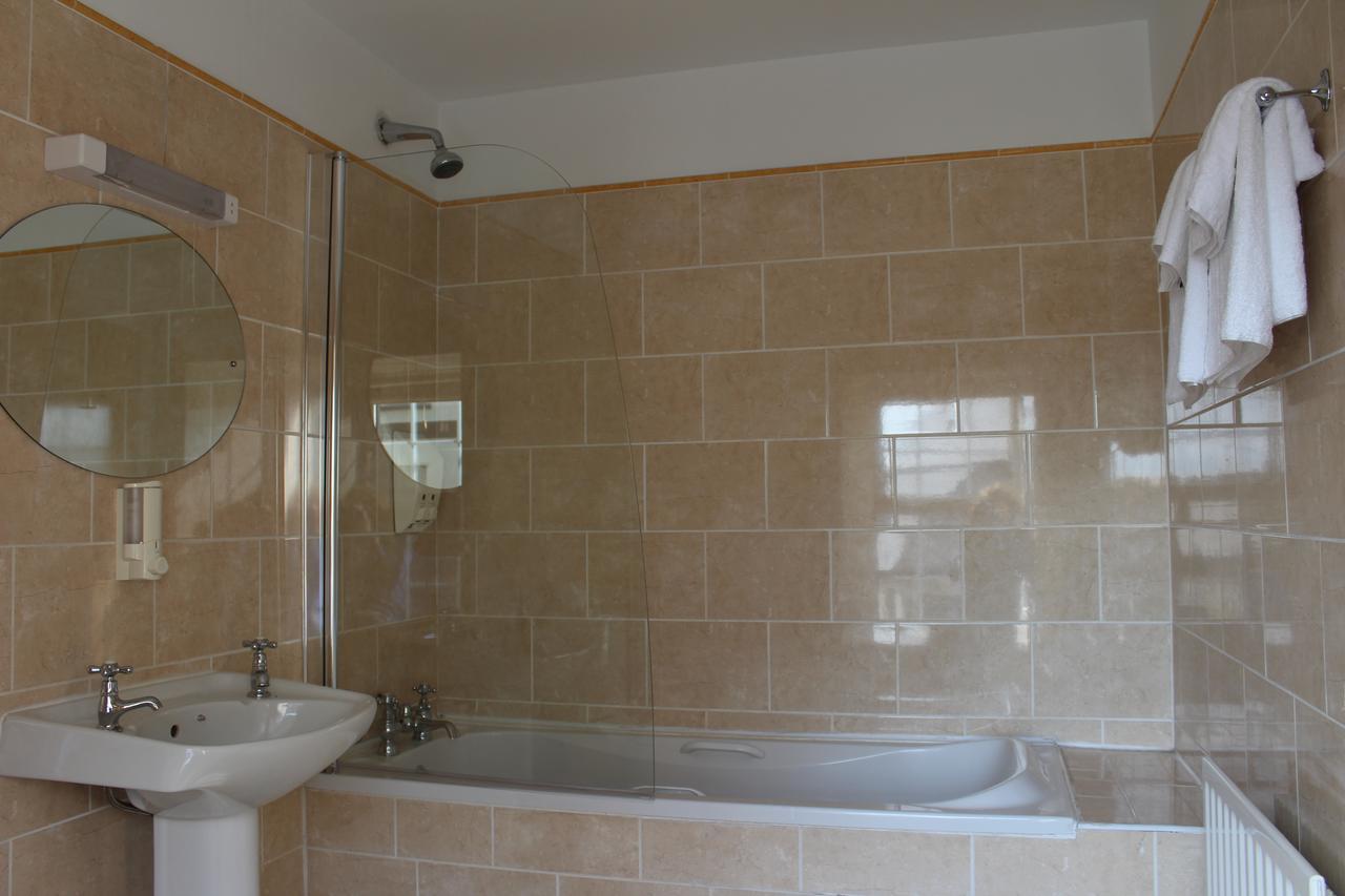 Townhouse Tullamore Hotel Екстериор снимка